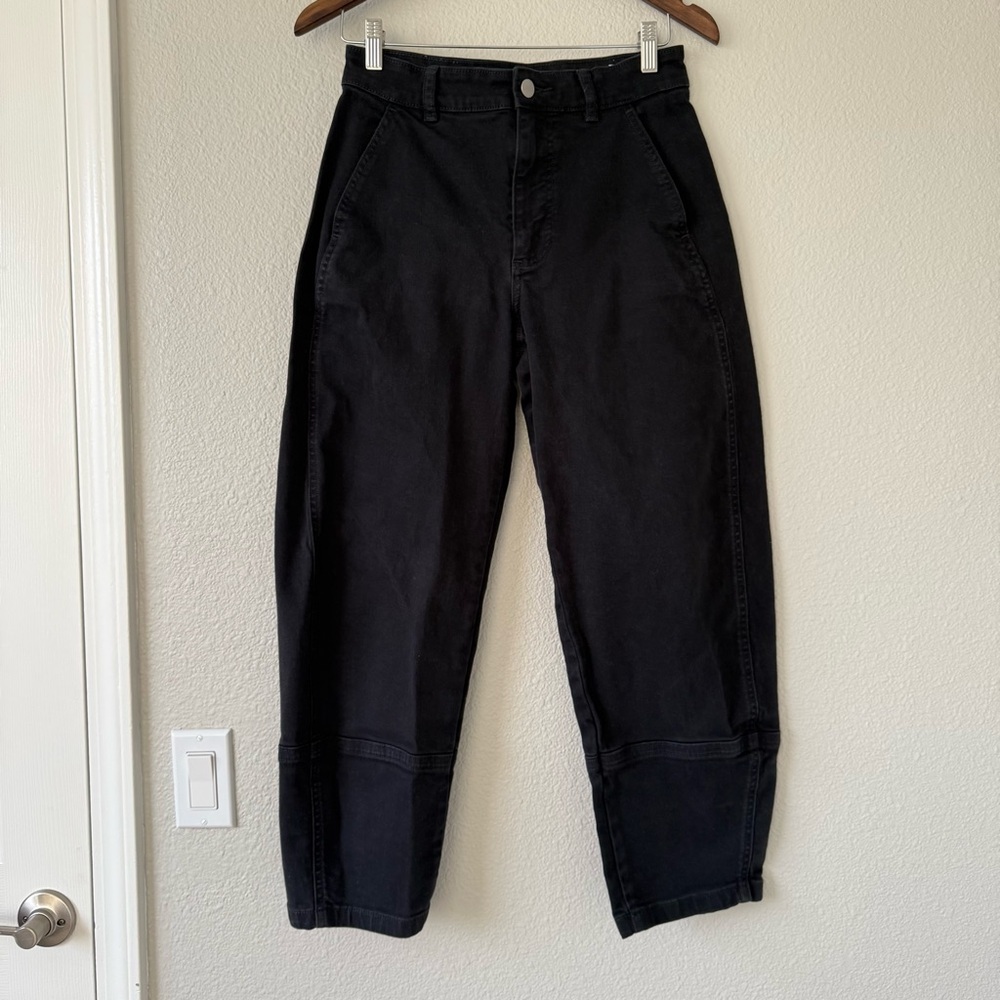 Everlane Utility Barrel Pants in Black - Picture 3 of 12
